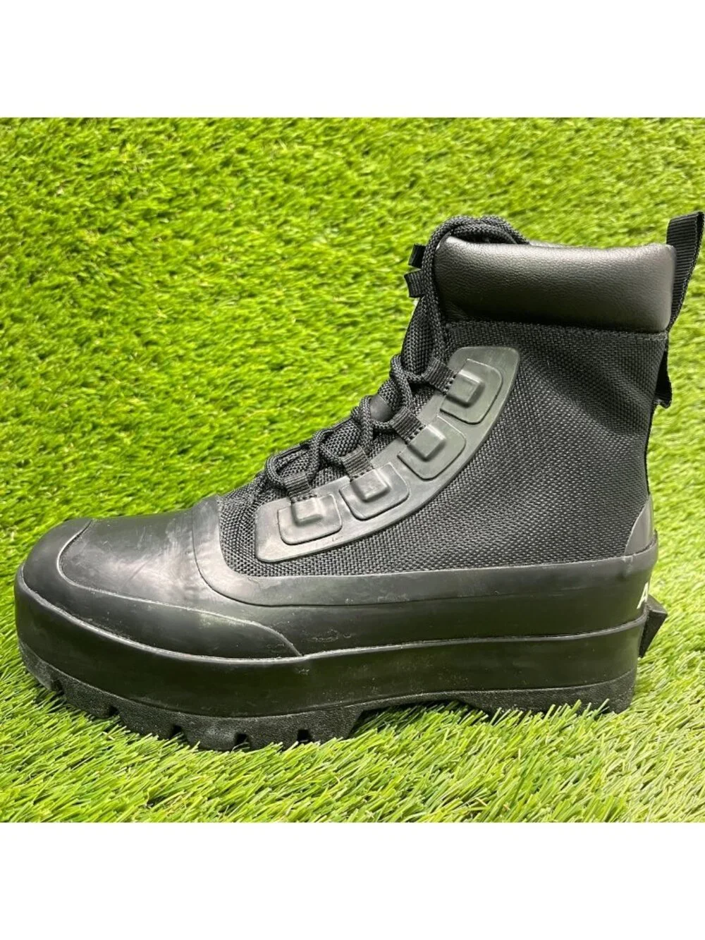 Converse x AMBUSH Chuck Taylor All Star Womens Size 6 Black Outdoor Duck Boots